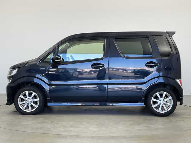 スズキ ワゴンＲ HYBRID FZ 新潟県 2017(平29)年 1万km ブルーイッシュブラックパール3 ClarionCDプレイヤー/USB入力端子/アイドリングストップ/スペアキー/オートエアコン/純正フロアマット/純正アルミホイール/キセノンヘッドライト/純正ドアバイザー/カードホルダー/運転席シートヒーター/ISOFIX