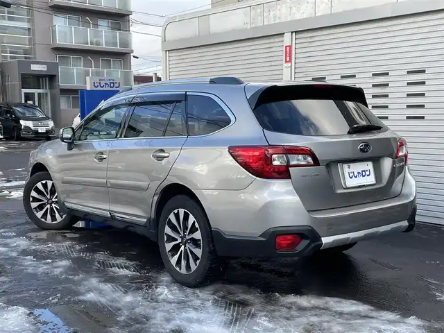 スバル アウトバック リミテッド 道央・札幌 2016(平28)年 10.7万km タングステンM (株)IDOMが運営する【じしゃロン札幌豊平店】の自社ローン対象車両になります。こちらは現金ご利用時の価格です。/自社ローンご希望の方は別途その旨お申付け下さい。/プッシュスタート/レザーシート/パワーシート/純正ナビ・TV/バックカメラ/ドライブレコーダー/ETC