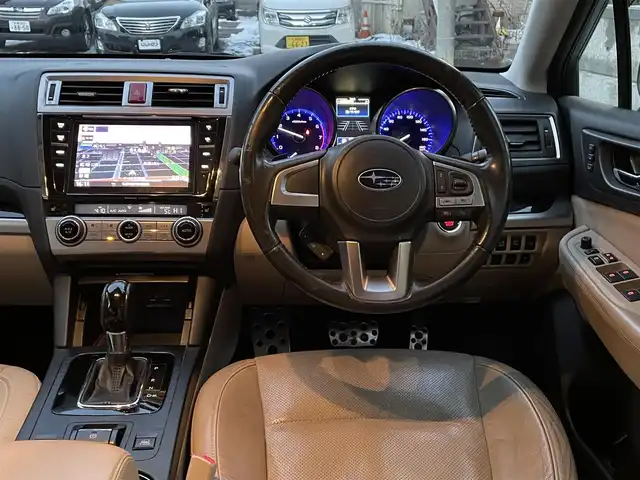 スバル アウトバック リミテッド 道央・札幌 2016(平28)年 10.7万km タングステンM (株)IDOMが運営する【じしゃロン札幌豊平店】の自社ローン対象車両になります。こちらは現金ご利用時の価格です。/自社ローンご希望の方は別途その旨お申付け下さい。/プッシュスタート/レザーシート/パワーシート/純正ナビ・TV/バックカメラ/ドライブレコーダー/ETC