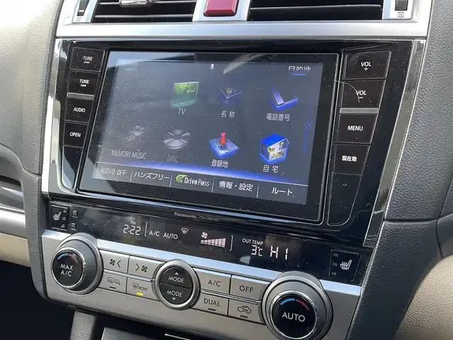 スバル アウトバック リミテッド 道央・札幌 2016(平28)年 10.7万km タングステンM (株)IDOMが運営する【じしゃロン札幌豊平店】の自社ローン対象車両になります。こちらは現金ご利用時の価格です。/自社ローンご希望の方は別途その旨お申付け下さい。/プッシュスタート/レザーシート/パワーシート/純正ナビ・TV/バックカメラ/ドライブレコーダー/ETC