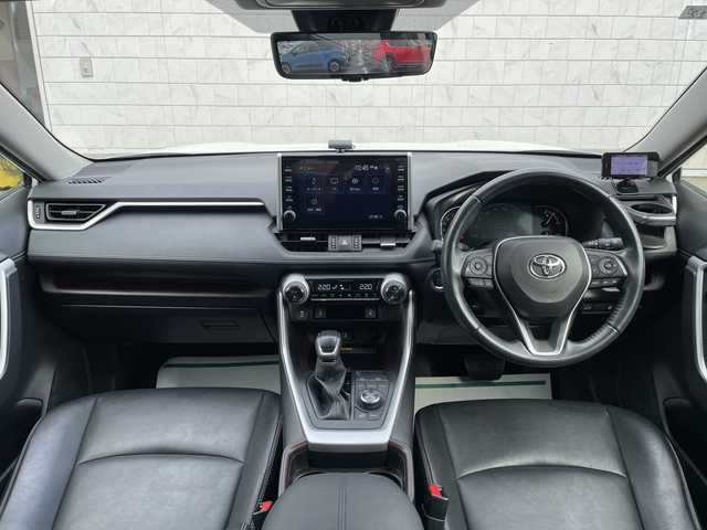 トヨタ ＲＡＶ４ G Zパッケージ 山形県 2021(令3)年 8.8万km ホワイトパールクリスタルシャイン 禁煙車/ワンオーナー/Toyota Safety Sense	/・プリクラッシュセーフティ		/・レーントレーシングアシスト		/・レーダークルーズコントロール		/・ロードサインアシスト		/・発進遅れ告知機能		/・オートマチックハイビーム		/・アダプティブハイビームシステム		/・緊急時操舵支援（アクティブ操舵機能）/モデリスタ（F.S.R）	/ブラインドスポットモニター/レザーシート/純正ディスプレイオーディオ/BT.USB.MiraCast/フルセグ/パノラミックビューモニター/バックカメラ/デジタルインナーミラー/ETC2.0/ドライブレコーダー/おくだけ充電/ダウンヒルアシスト/電動パーキングブレーキ/オートブレーキホールド/電動リアゲート/LEDヘッドライト/ルーフレール/シートヒーター/スペアキー