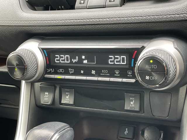 トヨタ ＲＡＶ４ G Zパッケージ 山形県 2021(令3)年 8.8万km ホワイトパールクリスタルシャイン 禁煙車/ワンオーナー/Toyota Safety Sense	/・プリクラッシュセーフティ		/・レーントレーシングアシスト		/・レーダークルーズコントロール		/・ロードサインアシスト		/・発進遅れ告知機能		/・オートマチックハイビーム		/・アダプティブハイビームシステム		/・緊急時操舵支援（アクティブ操舵機能）/モデリスタ（F.S.R）	/ブラインドスポットモニター/レザーシート/純正ディスプレイオーディオ/BT.USB.MiraCast/フルセグ/パノラミックビューモニター/バックカメラ/デジタルインナーミラー/ETC2.0/ドライブレコーダー/おくだけ充電/ダウンヒルアシスト/電動パーキングブレーキ/オートブレーキホールド/電動リアゲート/LEDヘッドライト/ルーフレール/シートヒーター/スペアキー