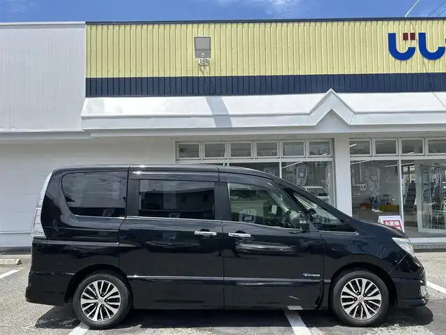 日産 セレナ ハイウェイスター Sハイブリッド 京都府 2014(平26)年 9.5万km ダイヤモンドブラック (株)IDOMが運営する【じしゃロン伏見店】の自社ローン専用車両になりますこちらは現金またはオートローンご利用時の価格です。自社ローンご希望の方は別途その旨お申付け下さい