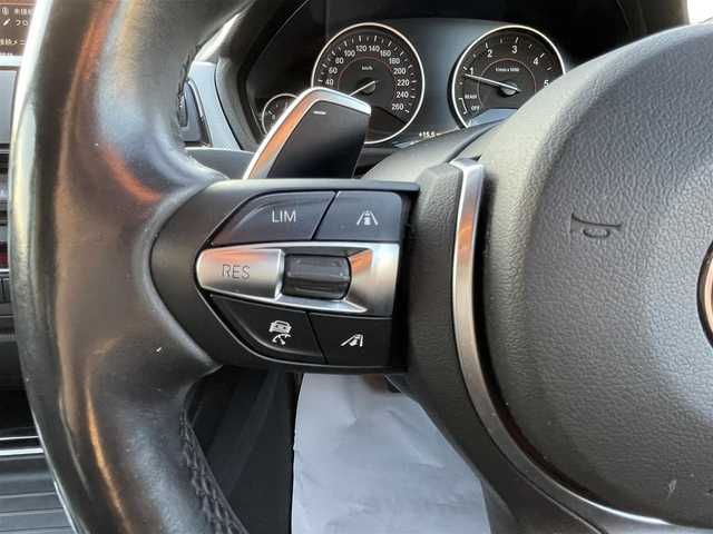 ＢＭＷ ３２０ｄ ツーリング Mスポーツ 岡山県 2015(平27)年 8.5万km パール 純正HDDナビ/(AM、FM、CD、DVD、BT)/バックカメラ/クルーズコントロール/横滑り防止装置/ETC/アイドリングストップ/LEDヘッドライト/フォグランプ/ウィンカーミラー/純正アルミホイール/運転席パワーシート/プッシュスタート/スマートキー/社外フロアマット/スペアキー/取扱説明書/保証書メモリナビ