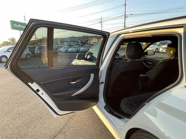 ＢＭＷ ３２０ｄ ツーリング Mスポーツ 岡山県 2015(平27)年 8.5万km パール 純正HDDナビ/(AM、FM、CD、DVD、BT)/バックカメラ/クルーズコントロール/横滑り防止装置/ETC/アイドリングストップ/LEDヘッドライト/フォグランプ/ウィンカーミラー/純正アルミホイール/運転席パワーシート/プッシュスタート/スマートキー/社外フロアマット/スペアキー/取扱説明書/保証書メモリナビ