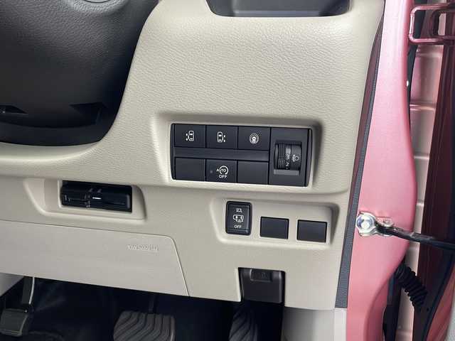 日産 ルークス X 栃木県 2023(令5)年 0.6万km ブロッサムピンク 純正ナビ/（CD/BT/AM・FM)/ETC2.0/アラウンドビューモニター/エマージェンシーブレーキ/車線逸脱警報/横滑り防止/両側パワースライドドア/電動格納ミラー/プッシュスタート/先行車発進お知らせ/道路標識表示/プッシュスタート/スマートキー