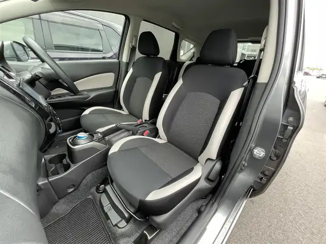 日産 ノート e－パワー X Vセレクション 滋賀県 2020(令2)年 6.7万km ダークメタルグレー 禁煙車/社外ナビ/Bluetooth/アラウンドビューカメラ/ETC/プッシュスタート/スマートキー/フロアマット/エマージェンシーブレーキ/LEDヘッドライト/コーナーセンサー