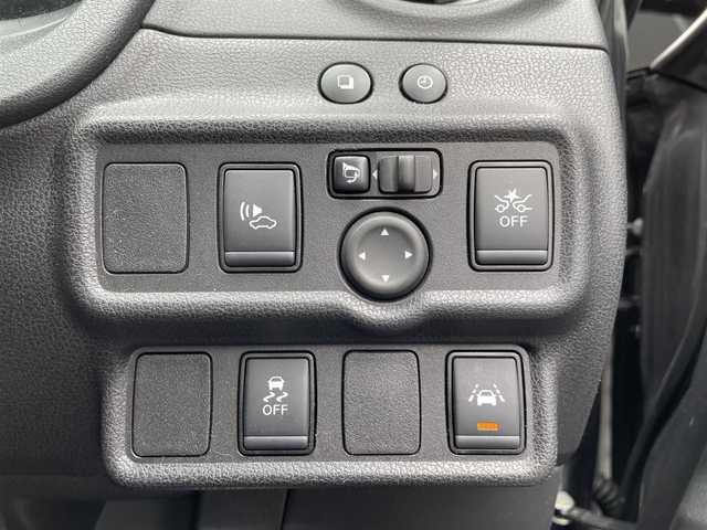 日産 ノート e－パワー X Vセレクション 滋賀県 2020(令2)年 6.7万km ダークメタルグレー 社外ナビ/Bluetooth/アラウンドビューカメラ/ETC/プッシュスタート/スマートキー/社外フロアマット/エマージェンシーブレーキ/LEDヘッドライト/コーナーセンサー