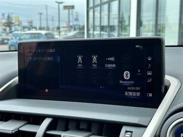レクサス ＮＸ 300h バージョンL 道南・函館 2019(平31)年 3.6万km ソニックチタニウム 純正ナビ/フルセグＴＶ/衝突軽減ブレーキ/全周囲カメラ/３眼ライト/リア電動リクライニング/シートヒーター/ベンチレーション/パワーバックドア/ステアリングヒーター/クルーズコントロール/赤革シート
