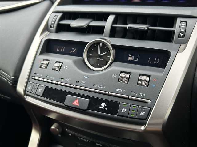 レクサス ＮＸ 300h バージョンL 道南・函館 2019(平31)年 3.6万km ソニックチタニウム 純正ナビ/フルセグＴＶ/衝突軽減ブレーキ/全周囲カメラ/３眼ライト/リア電動リクライニング/シートヒーター/ベンチレーション/パワーバックドア/ステアリングヒーター/クルーズコントロール/赤革シート