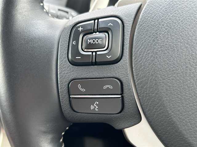 レクサス ＮＸ 300h バージョンL 道南・函館 2019(平31)年 3.6万km ソニックチタニウム 純正ナビ/フルセグＴＶ/衝突軽減ブレーキ/全周囲カメラ/３眼ライト/リア電動リクライニング/シートヒーター/ベンチレーション/パワーバックドア/ステアリングヒーター/クルーズコントロール/赤革シート