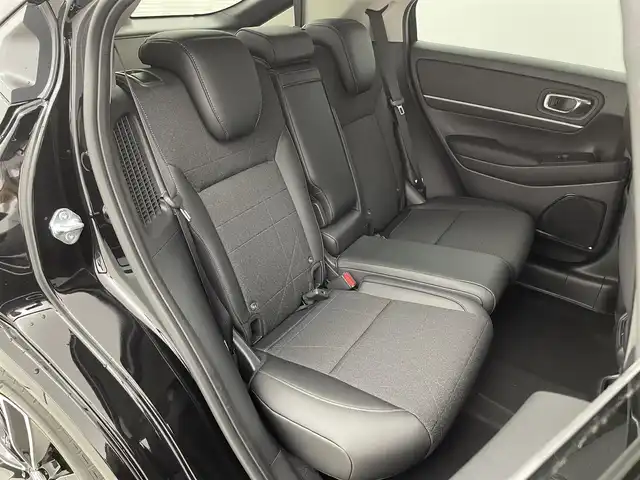 ホンダ ヴェゼル ハイブリッド e:HEV Z 福井県 2025(令7)年 0.1千km クリスタルブラックパール Honda CONNECTディスプレイ（ナビ機能付き）/ビルトインETC2.0車載器/ワイヤレス充電器/ハーフレザーシート/シートヒーター/ハンドルヒーター/電動バックドア/電格ミラー/ホンダセンシング/ブラインドスポットモニター