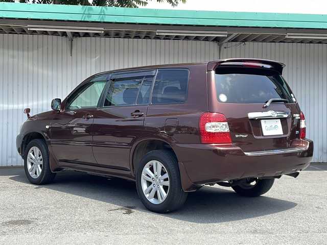 トヨタ クルーガー ハイブリッド Gパッケージ 長野県 2005(平17)年 17.5万km カッパーブラウンマイカ ４WD/純正ナビ/純正１７インチアルミ/バックカメラ/保証書・取説