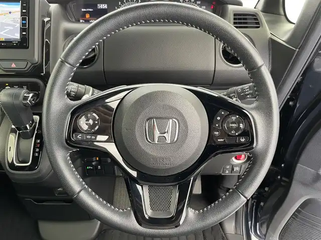 ホンダ Ｎ ＢＯＸ カスタム L ターボ 富山県 2022(令4)年 3.4万km ミッドナイトブルービームM 純正ナビ（AM/FM/CD/DVD/SD/USB/BT）/フルセグTV/バックカメラ/両側パワースライドドア/衝突被害軽減ブレーキ/アダプティブクルーズコントロール/レーンキープアシスト/オートマチックハイビーム/LEDヘッドライト/クリアランスソナー/ハーフレザーシート/前席シートヒーター/純正15インチAW/パドルシフト/ドライブレコーダー前後/ビルトインETC/スマートキー/プッシュスタート/純正フロアマット/アイドリングストップ/保証書