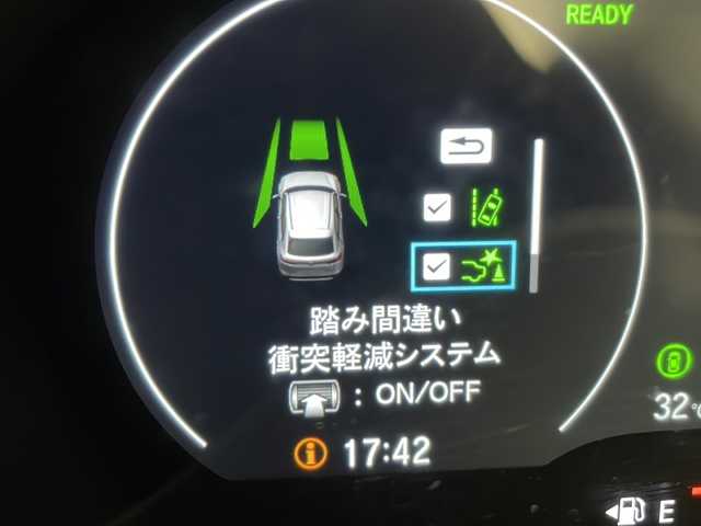 ホンダ ヴェゼル ハイブリッド e:HEV X 長野県 2023(令5)年 2.3万km クリスタルブラックパール 4WD/寒冷地仕様/純正ナビ　VXM-235i/バックカメラ/前席シートヒーター/衝突軽減ブレーキ/レーンキープアシスト/レーダークルーズコントロール/前後コーナーセンサー/ダウンヒルアシストコントロール/LEDヘッドライト/パドルシフト/電動パーキングブレーキ/ブレーキホールド/ヘッドライトレベライザー/ヘッドライトレベライザー/ドアバイザー/スマートキー