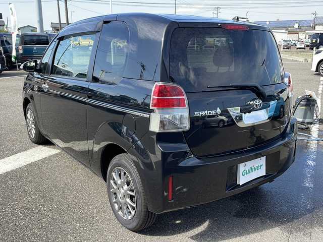 トヨタ スペイド Y 新潟県 2013(平25)年 4.6万km ブラックマイカ 純正ナビ(NSZT-W62G)/(AM/FM/CD/DVD/Bluetooth)/フルセグTV/バックカメラ/センターデフロックオート/HIDヘッドライト/オートライト/フォグランプ/電動格納ウインカーミラー/ISOFIX/純正フロアマット/ドアバイザー/プッシュスタート/スマートキー/保証書/取扱説明書