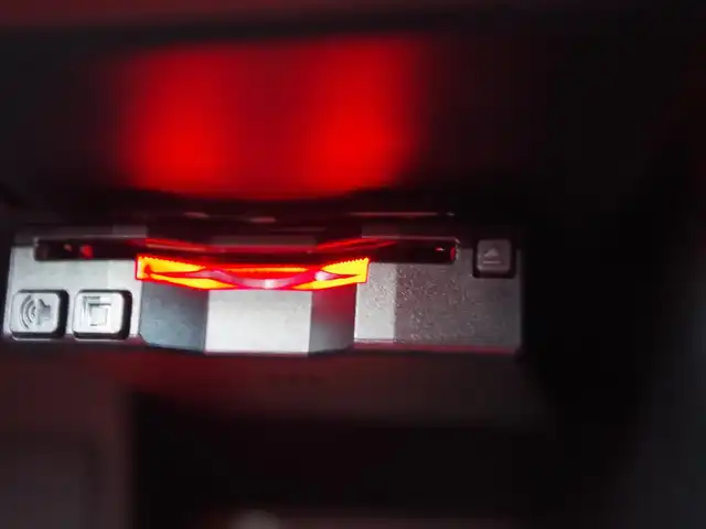 アバルト ５９５ ツーリズモ 埼玉県 2019(平31)年 1万km ホワイト レッドレザーシート/CarPlay/パークセンサー/純正ディスプレイオーディオ/ETC/Bluetooth/USB接続