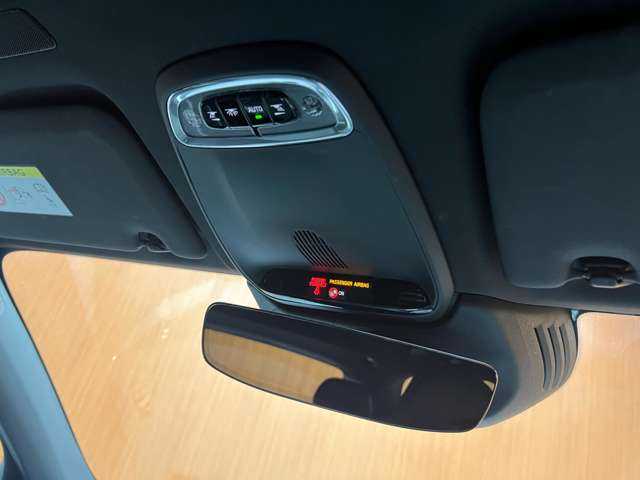 ボルボ ＸＣ６０ D4 AWD Rデザイン 千葉県 2018(平30)年 3.8万km オスミウムグレーM ＡＣＣ　/半革シート　/ナビ　/ＴＶ　/３６０°Ｂｌｕｅｔｏｏｔｈ接続　/電動シート　/シートヒーター　/電動リアゲート　/アダプティブＬＥＤヘッドライト　/自動駐車　/衝突軽減ブレーキ　/ＢＳＭ　/ＬＫＡ　/ＥＴＣ