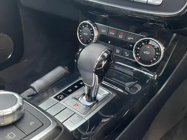 メルセデス・ベンツ ゲレンデヴァーゲン Ｇ３５０ｄ 静岡県 2018(平30)年 5.2万km タンザナイトブルー 後期モデル/ラグジュアリーパッケージ/ブラックレザーシート シートヒーター /CommandシステムHDDナビフルセグTV Bluetooth CarPlay対応/バックカメラ/harman/kardonサラウンド/サンルーフ/アクティブクルーズコントロール/ブラインドスポットモニター/背面タイヤ/キーレス/DSRCETC