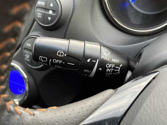 ホンダ フィット シャトル ハイブリッド ナビプレミアムセレ 富山県 2012(平24)年 5.1万km ポリッシュドメタルメタリック 純正HDDナビ/ワンセグTV/バックカメラ/ETC/クルーズコントロール/前後ドライブレコーダー/HID/スマートキー/社外15インチAW/ハーフレザー