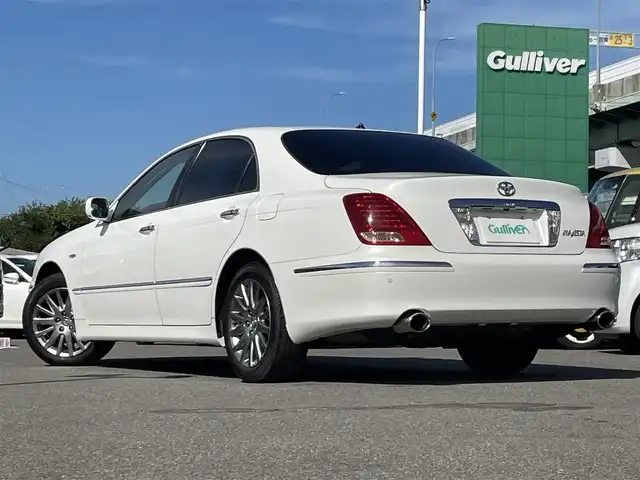 トヨタ クラウン マジェスタ Cタイプ Fパッケージ 愛知県 2007(平19)年 4.9万km ホワイトパールクリスタルシャイン ムーンルーフ/純正ナビ/TV/バックモニター/ビルトインETC/クルーズコントロール/クリアランスソナー/横滑り防止装置/HIDヘッドランプ/オートライト/オートエアコン/木目調/革巻きコンビステアリング/ステアリングスイッチ/本革シート/前席パワーシート/シートヒーター/運転席ポジションメモリー/純正17インチアルミホイール/社外19インチAWタイヤ積込/スマートキー/エンジンプッシュスタート/禁煙車