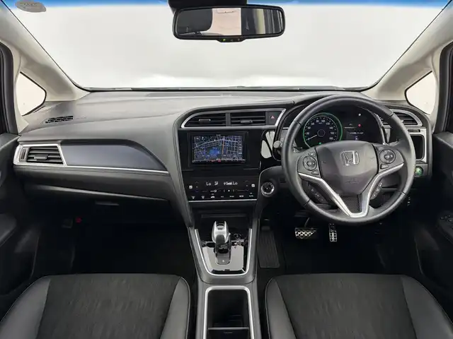 ホンダ シャトル ハイブリッド X ホンダセンシング 愛知県 2020(令2)年 5.5万km プレミアムベルベットパープル・パール ホンダセンシング/レーダークルーズコントロール/社外ナビ/（CD/DVD/BT/フルセグ）/USB入力/バックカメラ/ビルトインETC/自動防眩/パドルシフト/ステアスイッチ/LEDヘッドライト/フォグランプ/スペアキー