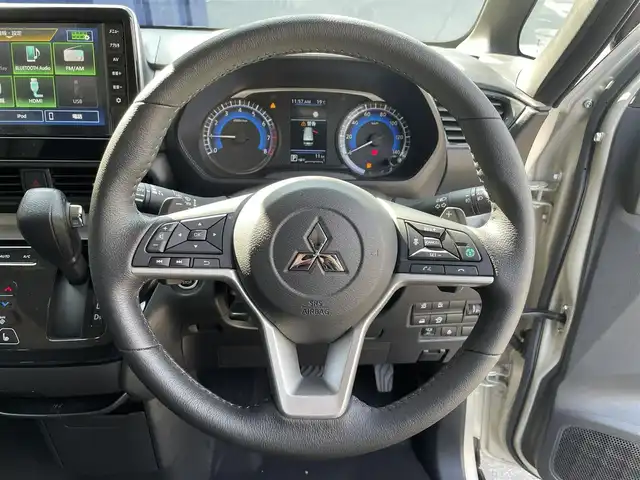 三菱 デリカミニ T プレミアム 滋賀県 2025(令7)年 0.1千km アイボリー 未使用車/純正9型ディスプレイオーディオ/Bluetooth/AppleCarPlay/AndoroidAuto/全方位カメラ/両側電動スライド/ハーフレザー/MI-PILOT/クリアランスソナー/LEDヘッドライト/オートライト/オートハイビーム/レーンキープ/シートヒーター（D/N）/ステアリングヒーター/衝突軽減/ヒルディセントコントロール/電動パーキングブレーキ/オートブレーキホールド/DiM/パドルシフト/プッシュスタート/スマートキー/ステアリングリモコン