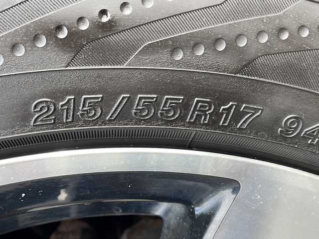 ホンダ オデッセイ アブソルート 青森県 2013(平25)年 10.8万km プレミアムヴィーナスブラックP 4WD/純正メモリナビ・フルセグTV/CD・DVD・Bluetooth・SD/バックカメラ/ハーフレザーシート/あんしんパッケージ/衝突軽減ブレーキ/クルーズコントロール/パドルシフト/純正エンジンスターター/ビルトインETC/LEDヘッドライト/フォグランプ/純正17インチアルミ/スマートキー/プッシュスタート