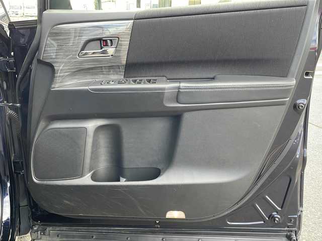 ホンダ オデッセイ アブソルート 青森県 2013(平25)年 10.8万km プレミアムヴィーナスブラックP 4WD/純正メモリナビ・フルセグTV/CD・DVD・Bluetooth・SD/バックカメラ/ハーフレザーシート/あんしんパッケージ/衝突軽減ブレーキ/クルーズコントロール/パドルシフト/純正エンジンスターター/ビルトインETC/LEDヘッドライト/フォグランプ/純正17インチアルミ/スマートキー/プッシュスタート