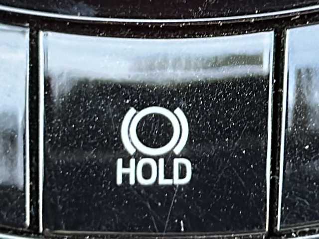 トヨタ Ｃ－ＨＲ 茨城県 2018(平30)年 0.7万km 赤 純正SDナビ(フルセグTV/Bluetooth/バックカメラ)/ETC2.0/ドライブレコーダー/アダプティブクルーズコントロール/横滑り防止装置/コーナーセンサー/レーンキープアシスト/LEDオートライト/オートマチックハイビーム/シートヒーター/純正フロアマット/スマートキー/カーテンエアバッグ/冷房AAC
