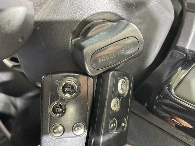 ホンダ ステップワゴン スパーダ Z クールスピリット 神奈川県 2014(平26)年 8.7万km プレミアムスパークルブラックパール 純正8インチインターナビ/Bluetooth・CD・DVD・フルセグTV/ナビ専用スペシャルパッケージ/純正後席専用モニター/両側パワースライドドア/バックカメラ/ハーフレザーシート/クルーズコントロール/スマートキー/スペアキー1本/ビルトインETC/純正フロアマット/アイドリングストップ/純正17インチアルミホイール/HIDヘッドライト/横滑り防止装置/盗難防止装置