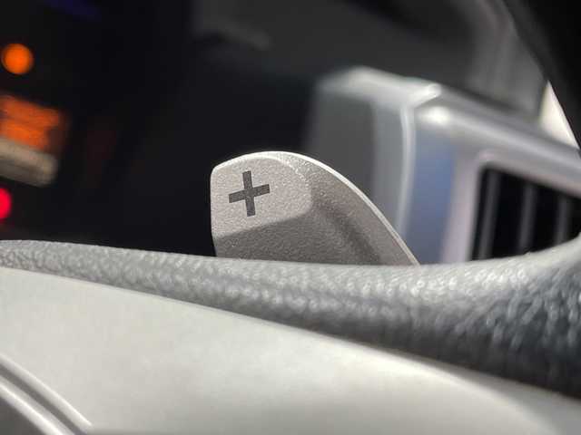 ホンダ ステップワゴン スパーダ Z クールスピリット 神奈川県 2014(平26)年 8.7万km プレミアムスパークルブラックパール 純正8インチインターナビ/Bluetooth・CD・DVD・フルセグTV/ナビ専用スペシャルパッケージ/純正後席専用モニター/両側パワースライドドア/バックカメラ/ハーフレザーシート/クルーズコントロール/スマートキー/スペアキー1本/ビルトインETC/純正フロアマット/アイドリングストップ/純正17インチアルミホイール/HIDヘッドライト/横滑り防止装置/盗難防止装置