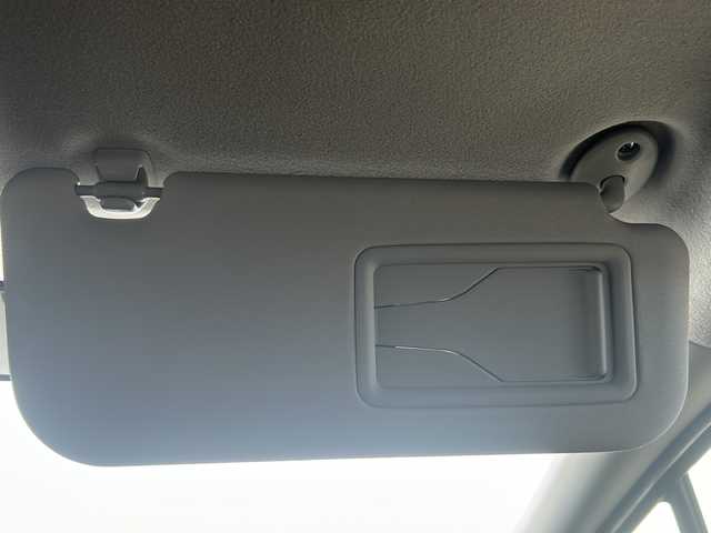 トヨタ アクア X 三重県 2022(令4)年 5.7万km プラチナホワイトパールマイカ ディスプレイオーディオ/ETC/AC100V/USB給電/ステアスイッチ/スペアキー/クルーズコントロール/LEDオートライト/LEDルームランプ/トヨタセーフティーセンス/禁煙車