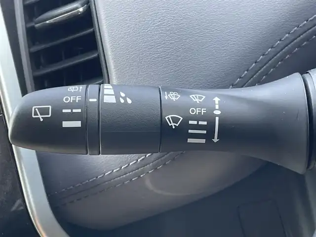 日産 セレナ ハイウェイスター V 兵庫県 2022(令4)年 3.8万km ブリリアントホワイトパール 2トーン 純正１０インチナビ/後席モニター（フリップダウン）/両側パワースライドドア/プロパイロット/Bluetooth接続/バックカメラ/純正フロアマット/純正アルミホイール/ハンズフリー/ビルトインETC/エマージェンシーブレーキ/LEDヘッドライト/オートホールド/USB入力端子/前方ドライブレコーダー/スイッチスタート/フルセグTV