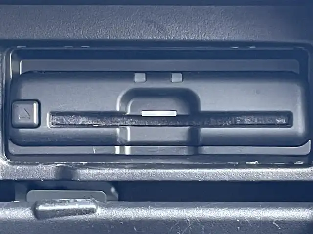 日産 セレナ ハイウェイスター V 兵庫県 2022(令4)年 3.8万km ブリリアントホワイトパール 2トーン 純正１０インチナビ/後席モニター（フリップダウン）/両側パワースライドドア/プロパイロット/Bluetooth接続/バックカメラ/純正フロアマット/純正アルミホイール/ハンズフリー/ビルトインETC/エマージェンシーブレーキ/LEDヘッドライト/オートホールド/USB入力端子/前方ドライブレコーダー/スイッチスタート/フルセグTV