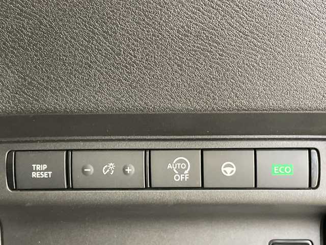 日産 セレナ ハイウェイスター V 愛知県 2022(令4)年 3.2万km 茶 純正10型ディスプレイオーディオナビ/両側パワースライドドア/プロパイロット/全方位カメラ/レーダークルーズコントロール/シートヒーター/コーナーセンサー/純正アルミホイール/ETC2.0/ブラインドスポットモニター/LEDヘッドライト/リアオートエアコン/インテリジェントミラー/レーンキープアシスト/ステアリングヒーター/オートマチックハイビーム/ワイヤレス充電機/衝突軽減システム/フルセグ/Bluetooth/ステアリングスイッチ/スマートキー/プッシュスタート