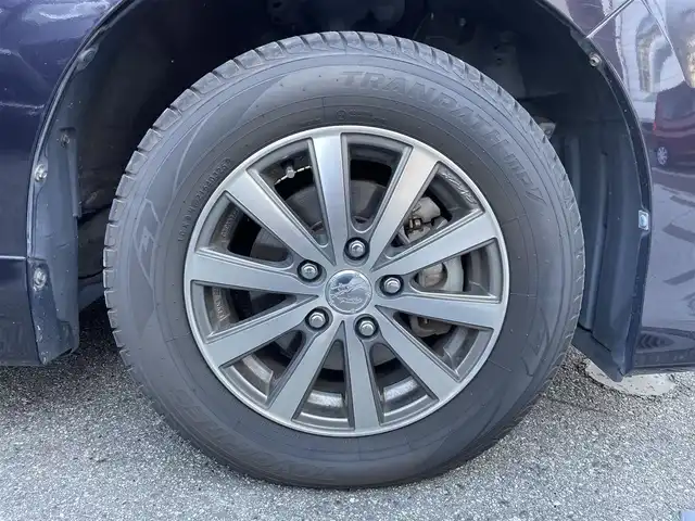 トヨタ エスクァイア ハイブリッド Gi ブラックテーラード 兵庫県 2016(平28)年 12.6万km スパークリングブラックパールクリスタルシャイン (株)IDOMが運営する【じしゃロン西宮店】の自社ローン対象車両になります。こちらは現金ご利用時の価格です。/自社ローンご希望の方は別途その旨お申付け下さい。/＊ETC/＊バックカメラ/＊パワステ/＊パワーウィンドウ/＊クルーズコントロールあり/＊純正10インチナビ/＊ドラレコあり/＊レザーシート/＊シートヒーター/＊エアシート/＊両側パワステ/＊横滑り防止装置/＊レーンキープアシスト/＊オートライト/＊衝突被害軽減システム