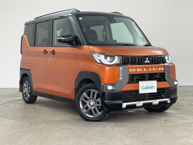三菱 デリカミニ G プレミアム 兵庫県 2024(令6)年 2.5万km オレンジⅡ ・ワンオーナー車/・マイパイロット/・衝突軽減ブレーキ/・レーダークルーズコントロール/・衝突軽減ブレーキ/・車線逸脱警報/・車線逸脱防止支援/・速度道路標識表示/・先行車発進お知らせ/・オートマチックハイビーム/・純正9インチナビ＆フルセグ＆BT＆USB/・全方位カメラ/・両側パワースライドドア（ハンズフリー機能付き）/・デジタルインナーミラー/・ハーフレザーシート/・前席シートヒーター/・ステアリングヒーター/・スマートキー/・プッシュスタート/・純正15インチアルミホイール/・LEDヘッドライト/・フォグ/・オートライト/・ルーフレール/・電子パーキング/・オートホールド