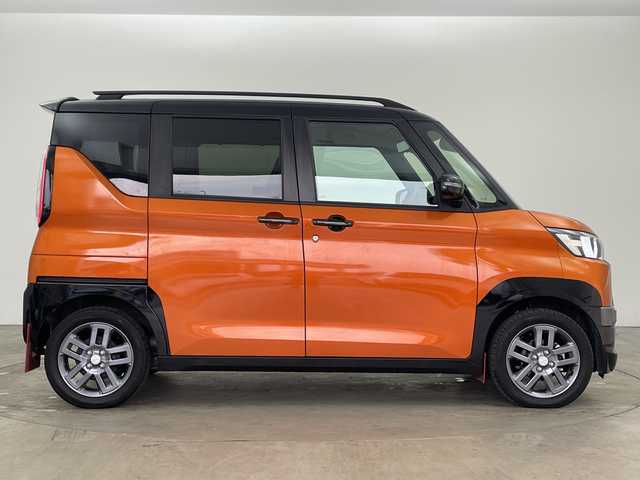 三菱 デリカミニ G プレミアム 兵庫県 2024(令6)年 2.5万km オレンジⅡ ・ワンオーナー車/・マイパイロット/・衝突軽減ブレーキ/・レーダークルーズコントロール/・衝突軽減ブレーキ/・車線逸脱警報/・車線逸脱防止支援/・速度道路標識表示/・先行車発進お知らせ/・オートマチックハイビーム/・純正9インチナビ＆フルセグ＆BT＆USB/・全方位カメラ/・両側パワースライドドア（ハンズフリー機能付き）/・デジタルインナーミラー/・ハーフレザーシート/・前席シートヒーター/・ステアリングヒーター/・スマートキー/・プッシュスタート/・純正15インチアルミホイール/・LEDヘッドライト/・フォグ/・オートライト/・ルーフレール/・電子パーキング/・オートホールド