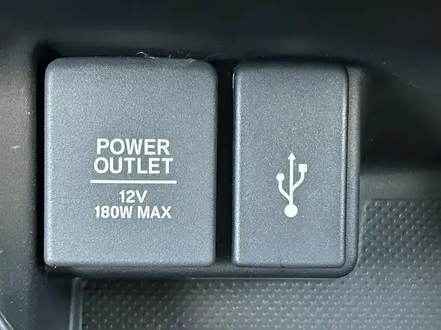 ホンダ フリード ハイブリット クロスター 大阪府 2023(令5)年 1.2万km クリスタルブラックパール 純正ナビ　/・フルセグTV/USB/BT/DVD/ホンダセンシング　/バックカメラ　/前後ドライブレコーダー /ビルトインETC /両側パワースライドドア /D/N席シートヒーター/ハーフレザーシート /LEDヘッド /純正15インチAW /純正フロアマット/カーテンエアバック/スペアキー/保証書・取説