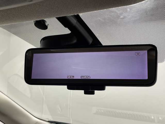 日産 ノート e－パワー X 沖縄県 2016(平28)年 5.6万km ブリリアントシルバー 県外仕入れ　/禁煙車　/純正ナビ[MM316D-W]/（フルセグＴＶ　ＣＤ　ＤＶＤ　Ｂｌｕｅｔｏｏｔｈ）　/アラウンドビューモニター　/デジタルインナーミラー　/前後ドライブレコーダー　/エマージェンシーブレーキ　/車線逸脱警報機能/横滑り防止装置/ETC/スマートキー/ステアリングスイッチ