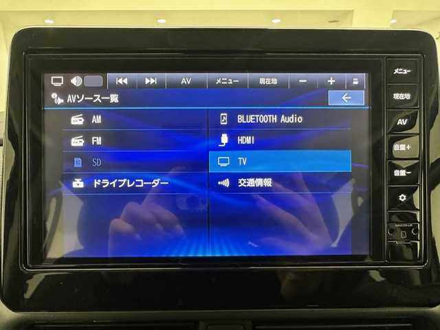 三菱 デリカミニ G プレミアム 兵庫県 2024(令6)年 0.4万km グレー 純正9インチメモリナビ　（MM223D-LM）/（FM/AM、BT、フルセグ）/両側パワースライドドア/マイパイロット/純正ドライブレコーダー/電動格納ミラー/ウィンカーミラー/デジタルインナーミラー/ステアリングヒーター/ハーフレザー/シートヒーター（D/N席）/ルーフレール/電動パーキング/オートブレーキホールド/ACC/LKA/FCM/LDW/踏み間違い防止/オートライト/LEDヘッドライト/LEDフォグランプ/純正フロアマット/プッシュスタート/スマートキー/純正15インチAW