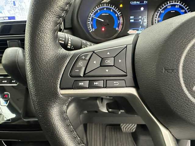 三菱 デリカミニ G プレミアム 兵庫県 2024(令6)年 0.4万km グレー 純正9インチメモリナビ　（MM223D-LM）/（FM/AM、BT、フルセグ）/両側パワースライドドア/マイパイロット/純正ドライブレコーダー/電動格納ミラー/ウィンカーミラー/デジタルインナーミラー/ステアリングヒーター/ハーフレザー/シートヒーター（D/N席）/ルーフレール/電動パーキング/オートブレーキホールド/ACC/LKA/FCM/LDW/踏み間違い防止/オートライト/LEDヘッドライト/LEDフォグランプ/純正フロアマット/プッシュスタート/スマートキー/純正15インチAW