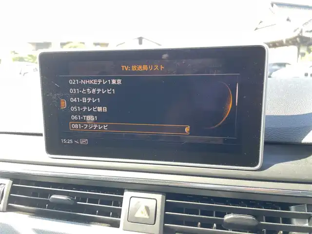 車両画像14