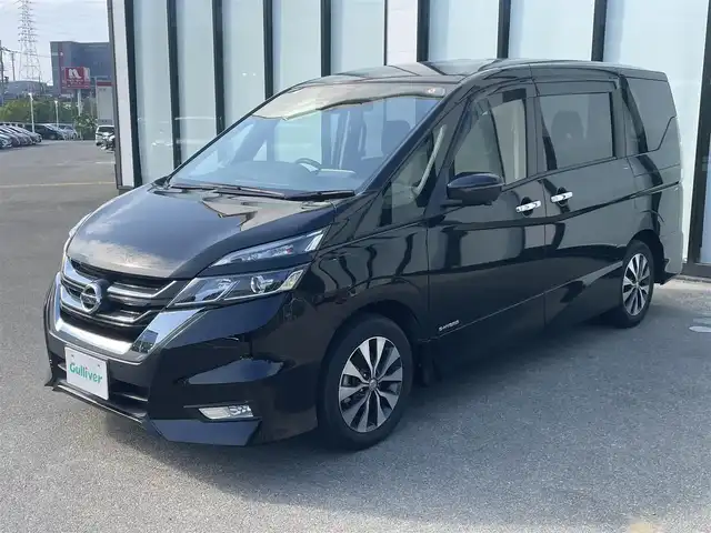 日産 セレナ ハイウェイスター 大阪府 2019(平31)年 3.9万km ダイヤモンドブラック 純正ナビ/・Bluetooth/・フルセグTV/・CD/DVD/アラウンドビューモニター/純正フリップダウンモニター/ETC/前方ドライブレコーダー/革巻きステアリング/ステアリングスイッチ/両側パワースライドドア/電動格納ミラー/シートリフター/LEDヘッドライト/フォグライト/スマートキー/プッシュスタート/エマージェンシーブレーキ/速度、道路標識表示/駐車支援/ふらつき警報