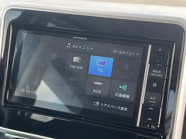 スズキ スペーシア ギア HYBRID XZターボ 秋田県 2019(令1)年 4.1万km ツールグリーンパールメタリック/ガンメタリック2トーンルーフ 社外ナビ/衝突軽減システム/両側パワスラ/ターボ/純正アルミ/LEDヘッドライト/４WD/フルセグ/バックカメラ/スマートキー/アイドリングストップ/クルーズコントロール/レーンキープアシスト/パーキングアシスト/コーナーセンサー/前席シートヒーター/ルーフレール/オートマチックハイビーム/パドルシフト/ステアリングスイッチ/ETC/純正フロアマット/純正ドアバイザー/オートライト/オートエアコン/パワーステアリング/パワーウィンドウ/電動格納ウィンカーミラー/横滑り防止/盗難防止装置/保証書/取扱説明書/記録簿