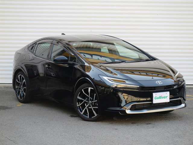 トヨタ プリウス Z 和歌山県 2023(令5)年 0.7万km アティチュードブラックマイカ ワンオーナー/プラグインハイブリッド/純正ディスプレイオーディオ/　BT/TV/AM/FM/USB/Toyota Safety Sense/ ・プリクラッシュセーフティー/ ・レーンディパーチャーアラート/ ・パーキングサポートブレーキ/ ・レーダークルーズコントロール/ ・ブラインドスポットモニタ/全方位カメラ/純正ドライブレコーダー/ビルトインETC【2.0】/前席シートヒーター/前席シートクーラー/LEDヘッドライト/オートライト/オートマチックハイビーム/スペアキー×1/革巻きハンドル/純正19インチアルミ/新車時保証書/ユーザーガイド（取扱説明書はWEBにて）