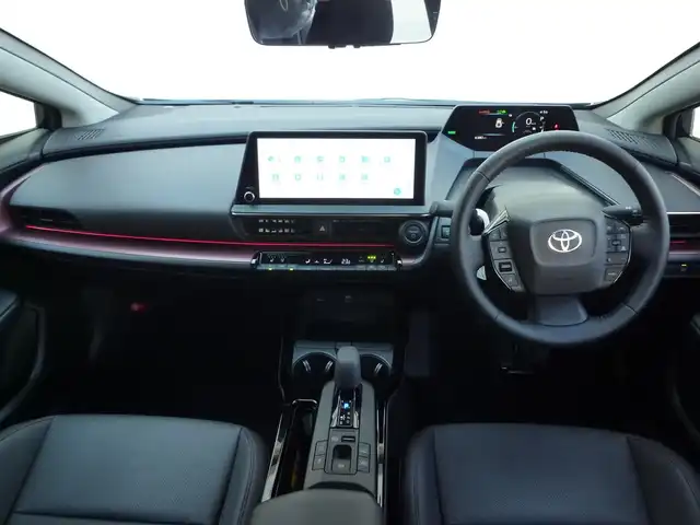 トヨタ プリウス Z 和歌山県 2023(令5)年 0.7万km アティチュードブラックマイカ ワンオーナー/プラグインハイブリッド/純正ディスプレイオーディオ/　BT/TV/AM/FM/USB/Toyota Safety Sense/ ・プリクラッシュセーフティー/ ・レーンディパーチャーアラート/ ・パーキングサポートブレーキ/ ・レーダークルーズコントロール/ ・ブラインドスポットモニタ/全方位カメラ/純正ドライブレコーダー/ビルトインETC【2.0】/前席シートヒーター/前席シートクーラー/LEDヘッドライト/オートライト/オートマチックハイビーム/スペアキー×1/革巻きハンドル/純正19インチアルミ/新車時保証書/ユーザーガイド（取扱説明書はWEBにて）