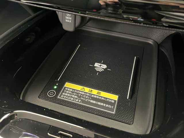 ホンダ ヴェゼル ハイブリッド e:HEV Z 愛知県 2025(令7)年 0.1千km クリスタルブラックパール 登録済未使用車/衝突軽減システム/純正９型ディスプレイオーディオ（ナビあり）/レーダークルーズコントロール/シートヒーター/Bluetooth/バックカメラ/電動リアゲート/コーナーセンサー/純正アルミホイール/ETC2.0/LEDヘッドライト/ステアリングヒーター/ダウンヒルアシストコントロール/置くだけ充電器/ステアリングスイッチ/スマートキー/プッシュスタート