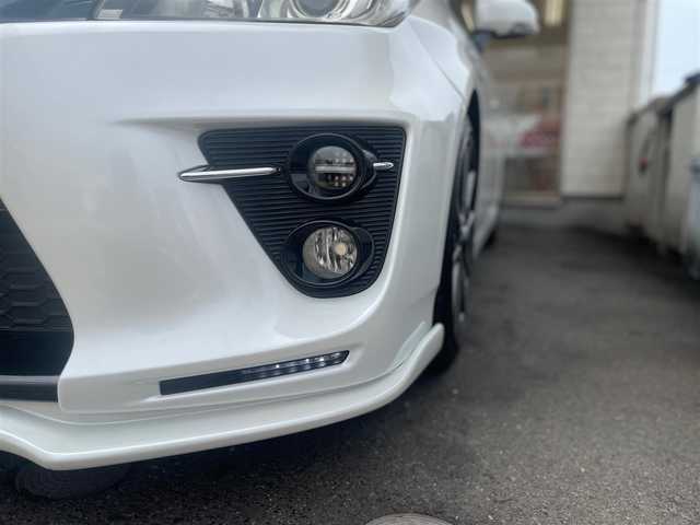 トヨタ プリウス S ツーリングセレ G’s 愛知県 2014(平26)年 6.2万km ホワイトパールクリスタルシャイン /当店買取/禁煙///純正ナビNSZT-W62G//バックカメラ//CD/DVD/SD/フルセグTV/Bluetooth//LEDBEAM/HID/Aライト//専用18アルミ/専用革巻きステア/専用エアロ//社外Fリップスポイラー//SRSカーテンエアバック//社外シートカバー//保証書/取説/ナビ取説